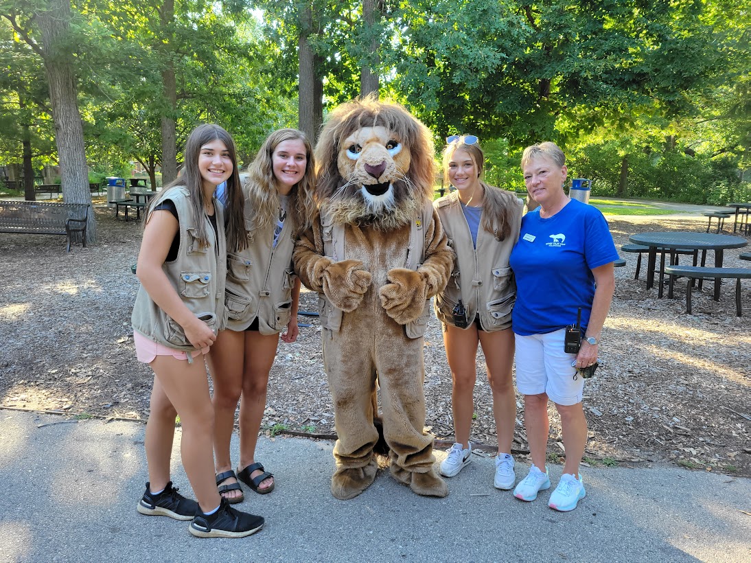 Henry The Lion & Handler - Henry Vilas Zoo